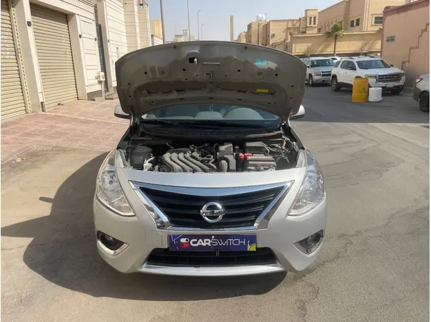Car image 24