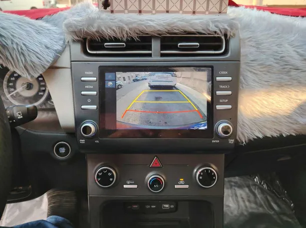 Car image 26