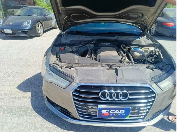 Car image 37