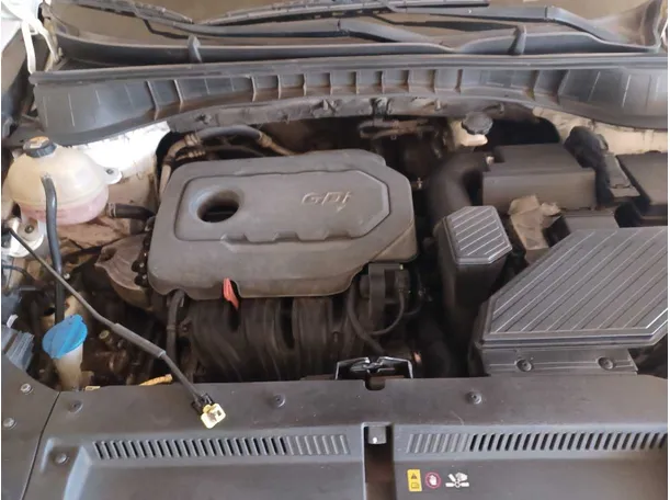 Car image 25