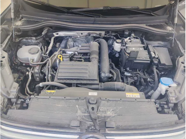 Car image 31