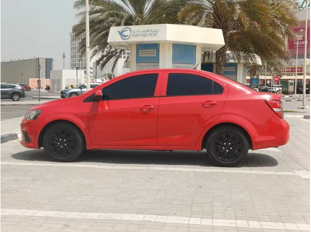 Car image 4