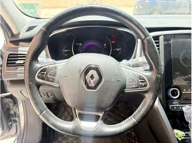 Car image 22