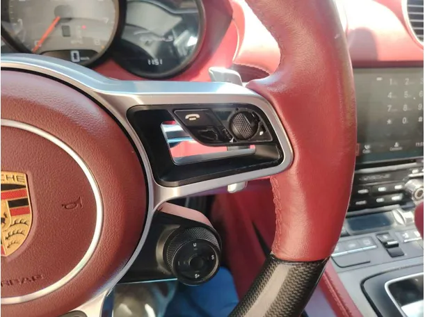 Car image 23