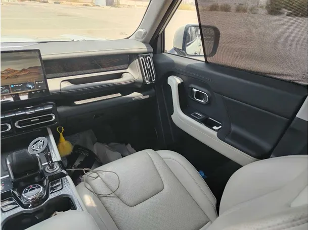 Car image 39