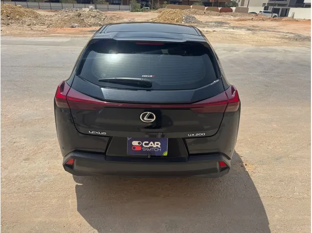 Car image 6