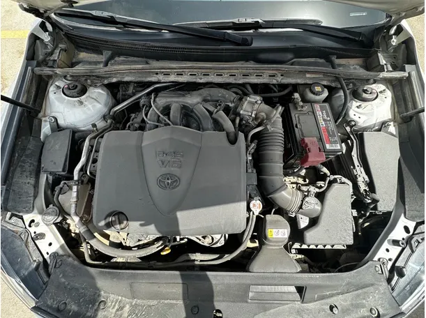 Car image 26