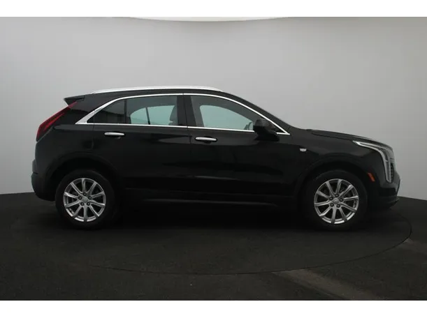 Car image 13