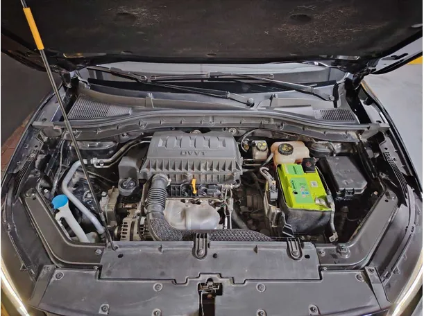Car image 28