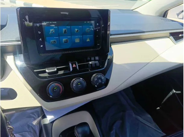 Car image 21