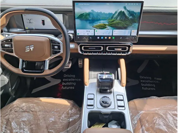 Car image 16