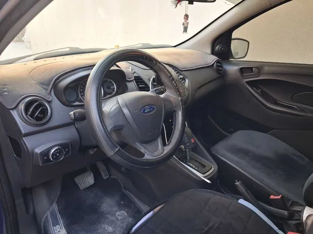 Car image 7