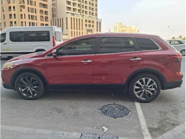Car image 4