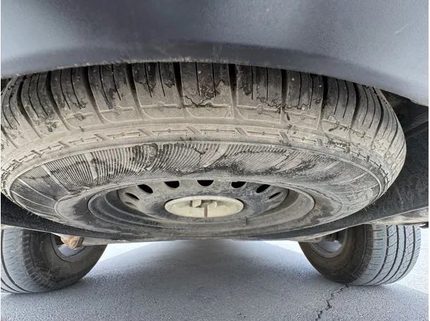 Car image 22