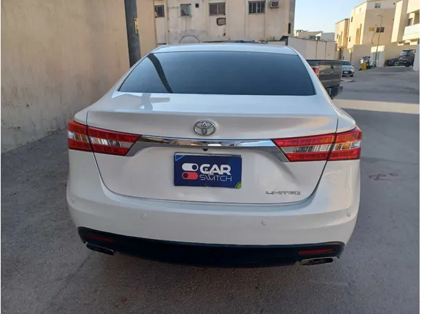 Car image 6