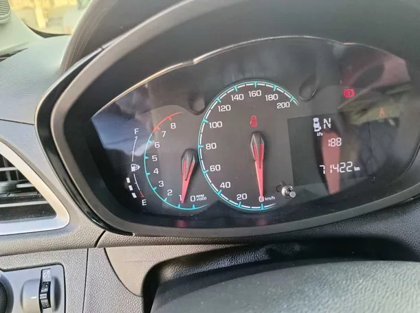 Car image 23