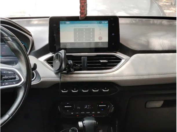 Car image 21