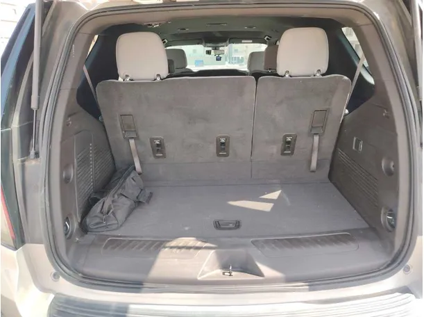 Car image 24