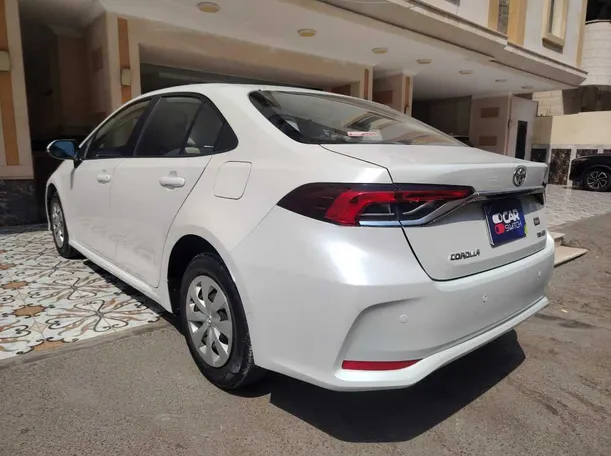 Car image 7