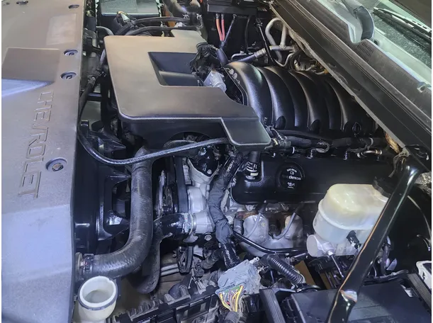 Car image 10