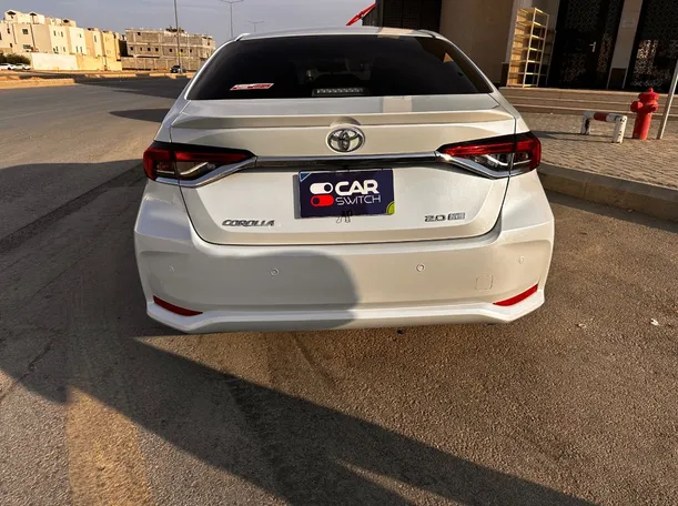 Car image 6