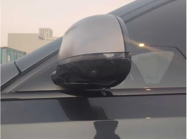 Car image 33