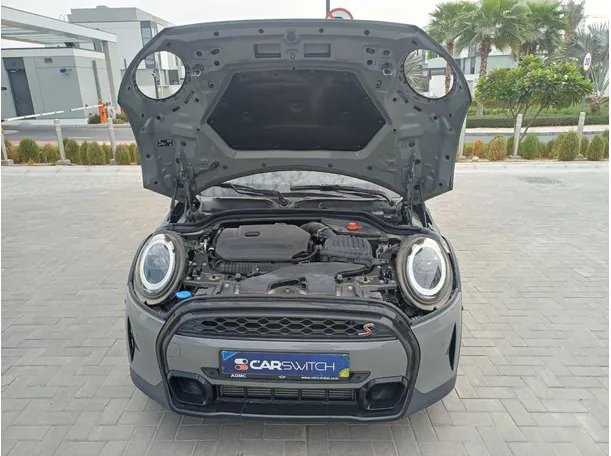 Car image 23