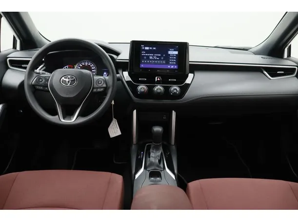 Car image 14