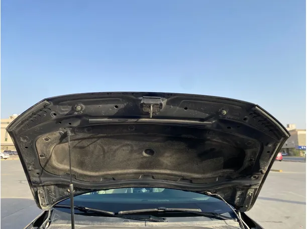 Car image 32