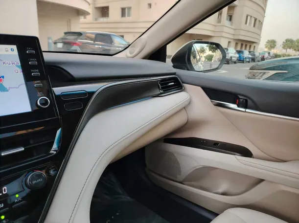 Car image 36