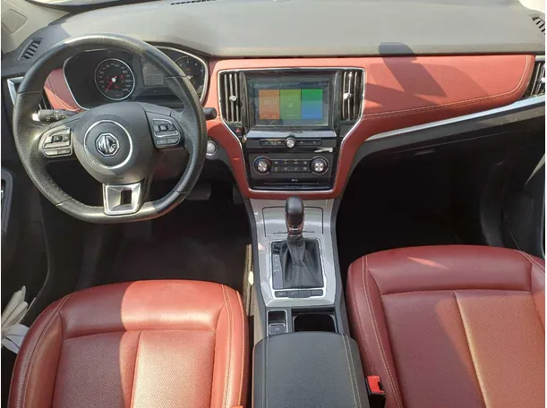 Car image 16