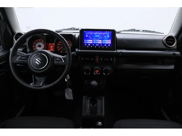 Car image 10