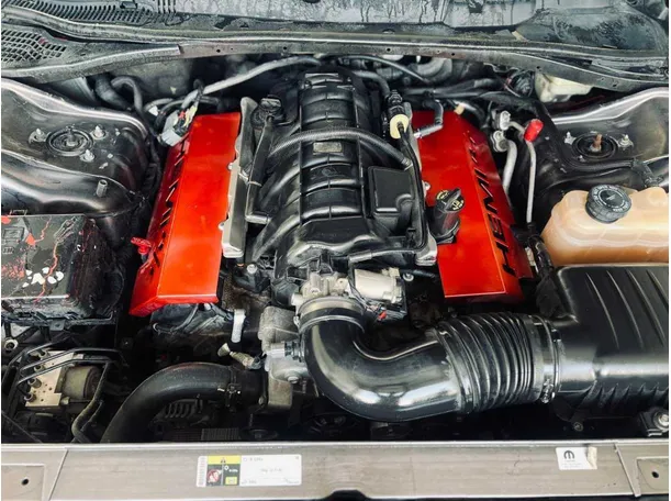 Car image 11