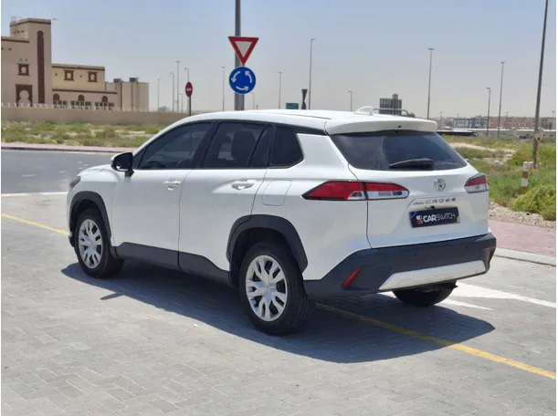 Car image 7