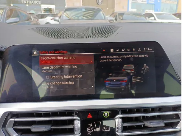 Car image 29