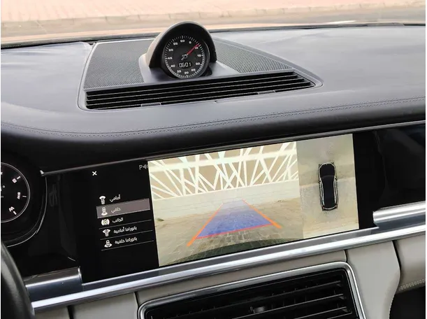 Car image 33
