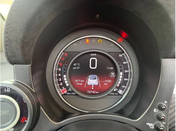 Car image 17