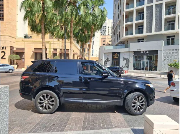 Car image 8