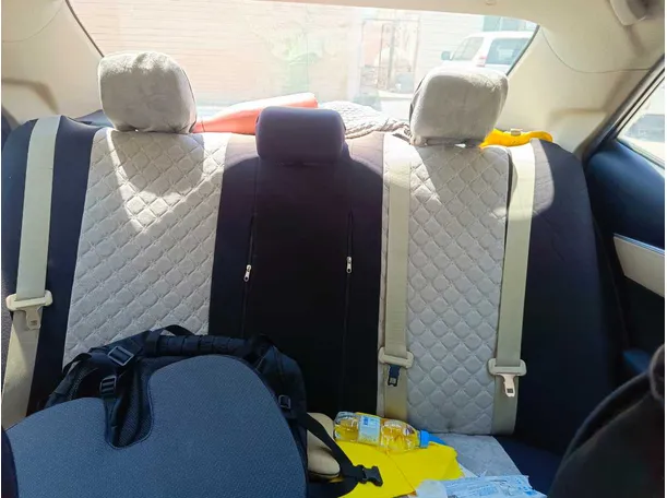 Car image 15