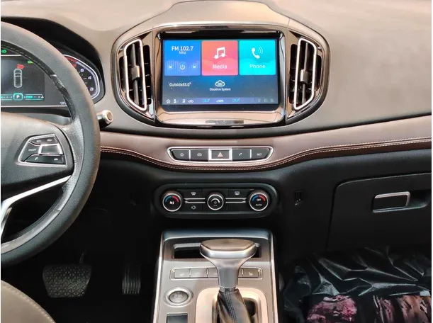 Car image 23