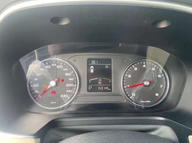 Car image 20
