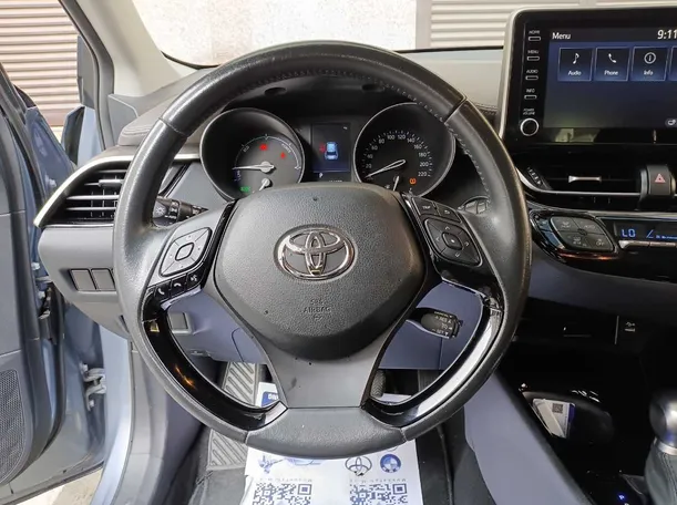 Car image 17
