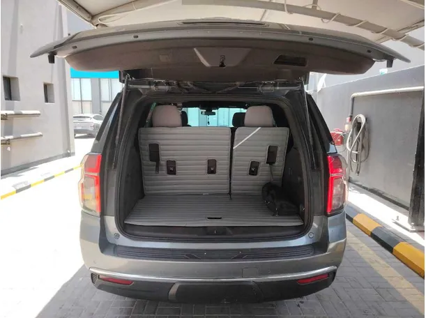 Car image 25