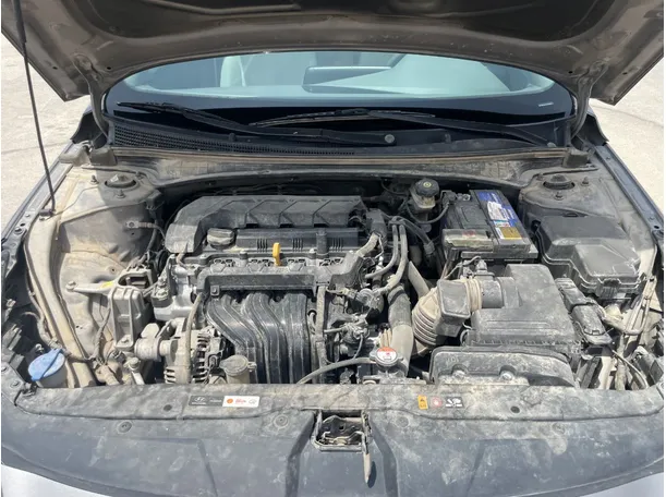Car image 24