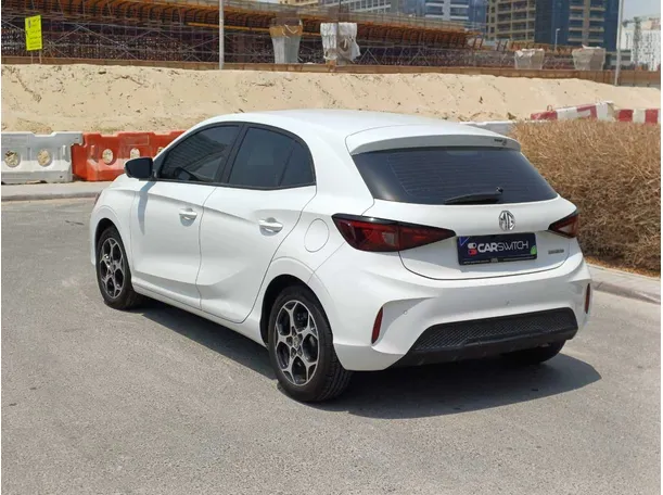 Car image 7