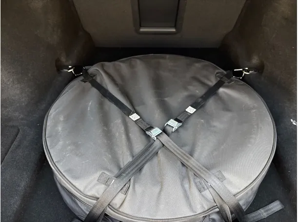 Car image 28