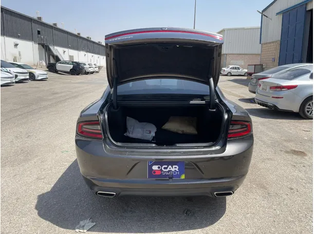Car image 21
