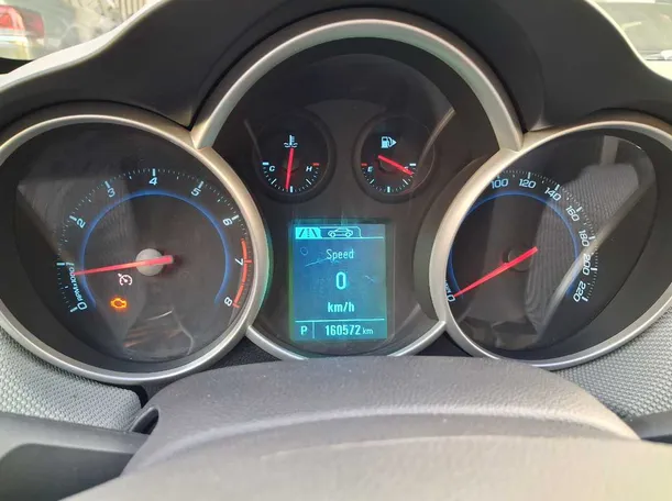Car image 19