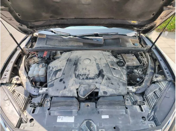 Car image 42
