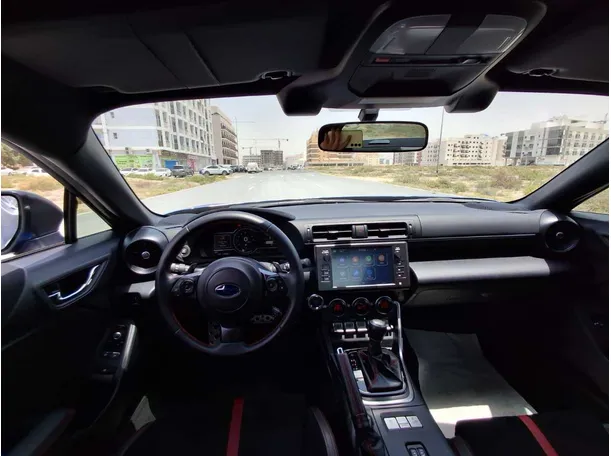 Car image 13